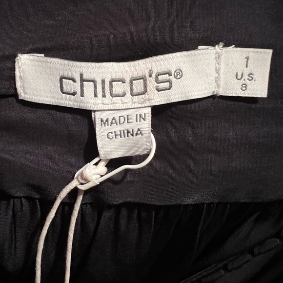 ***S O L D*** Classic Navy Blue Blouse with Bat Wing Sleeves and Braided Trim - Picture 12 of 13